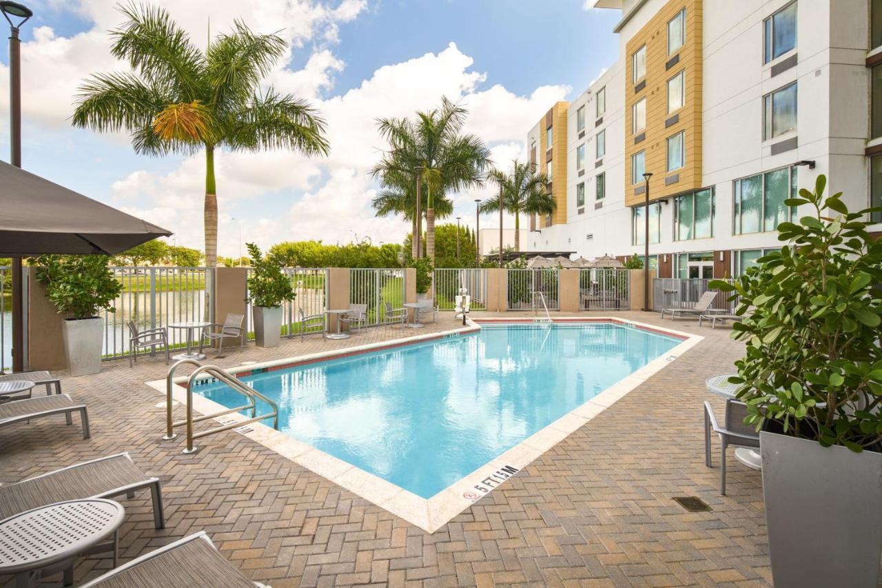Towneplace Suites Miami Kendall West Kendale Lakes Zewnętrze zdjęcie